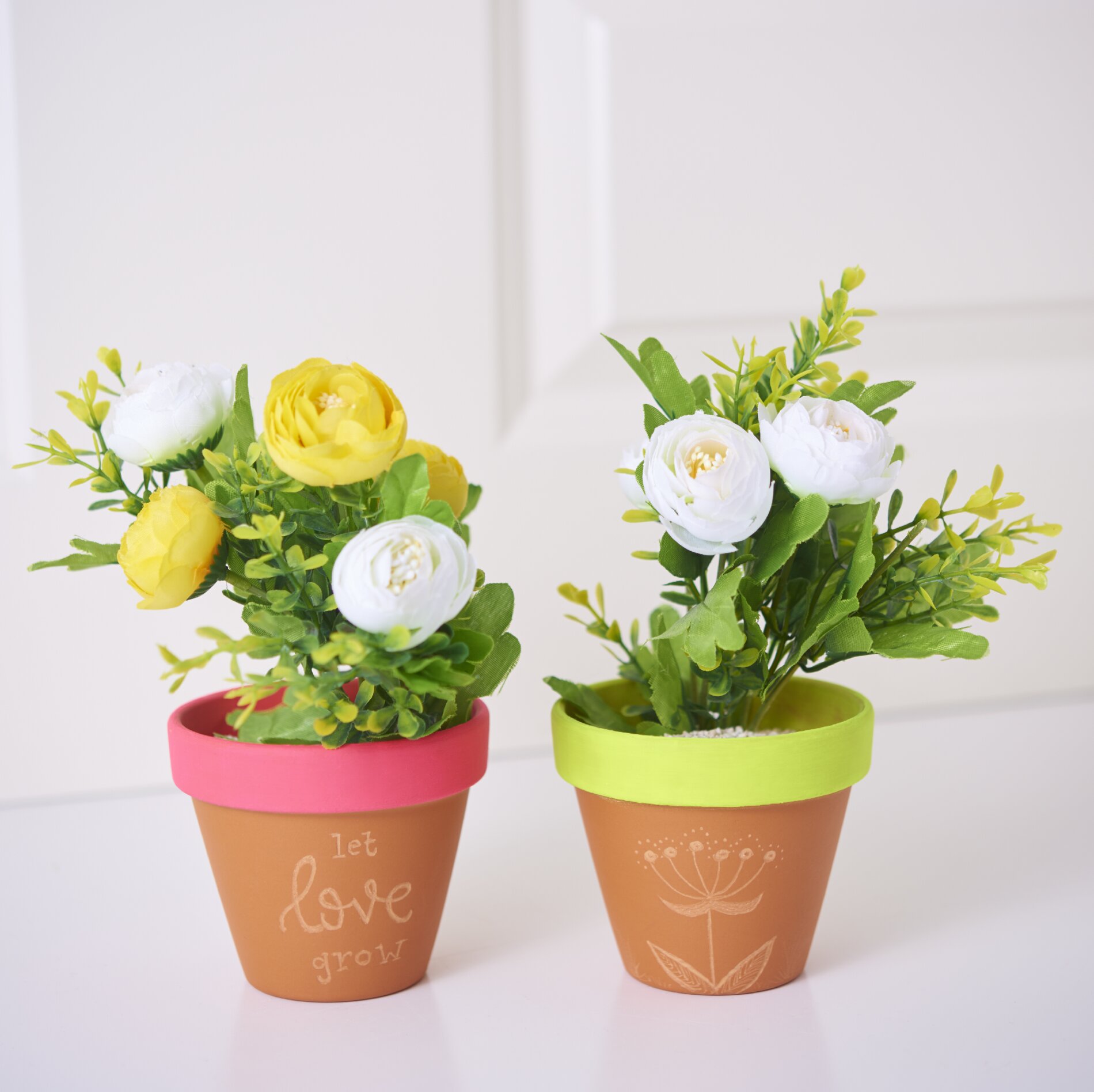 Terrakottatöpfe gravieren