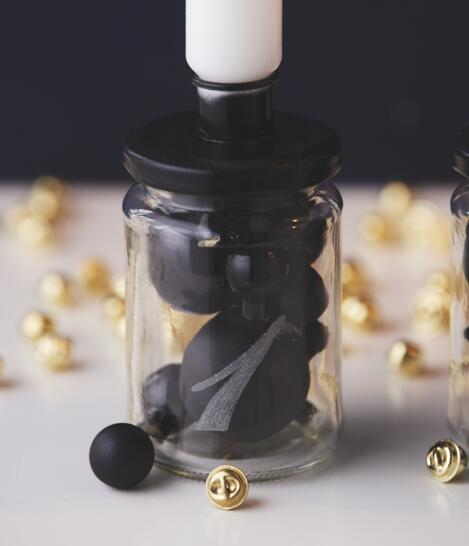 Adventskranz aus Schraubgläsern mit Glasgravur