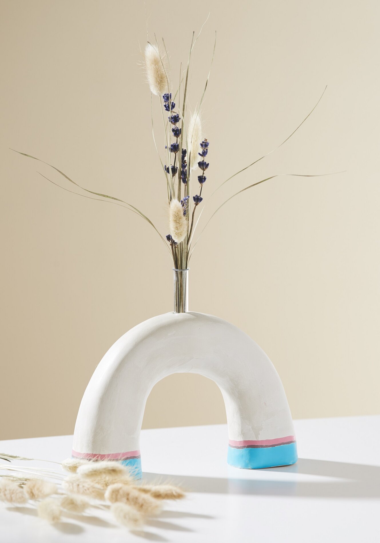 Dekorative Bogenvase aus Soft-Ton modellieren