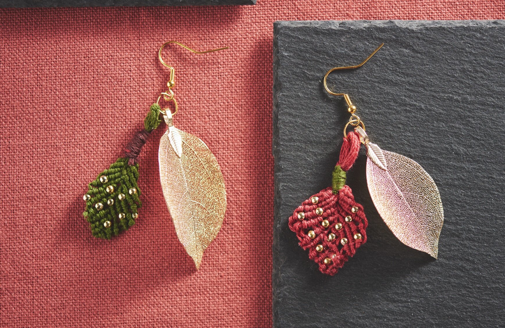 Ohrringe mit Makramee-Anhänger