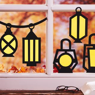 Window Pictures Lanterns