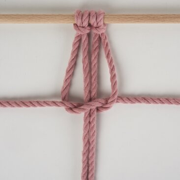 Kreuzknoten nach links gerichtet 3