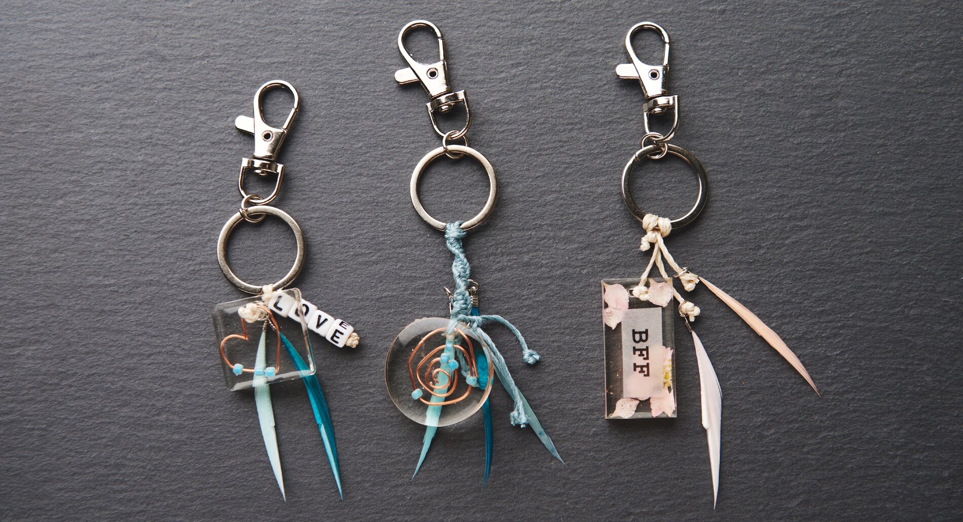 Personalisierte Schlüsselanhänger aus Gießharz