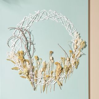 Keilrahmen mit String Art gestalten