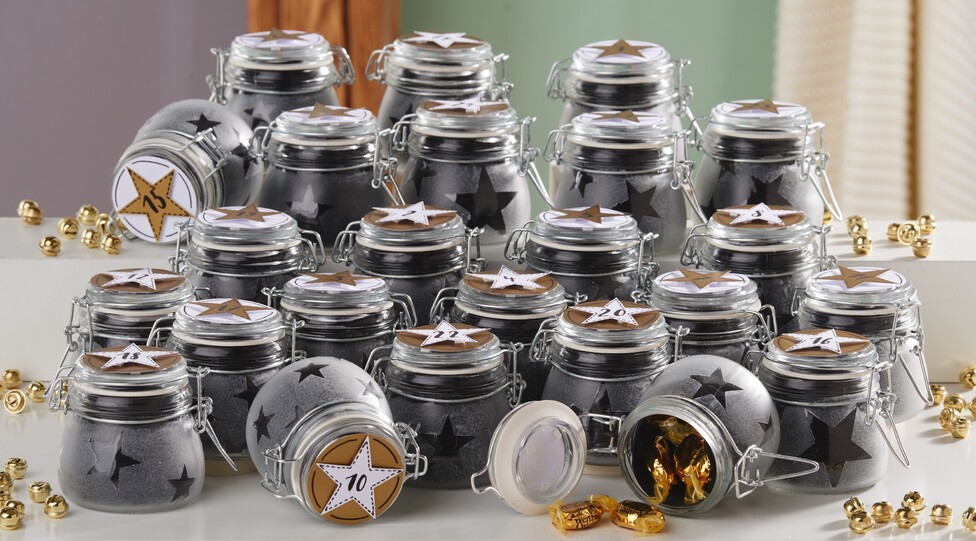 Adventskalender aus Vorratsgläsern