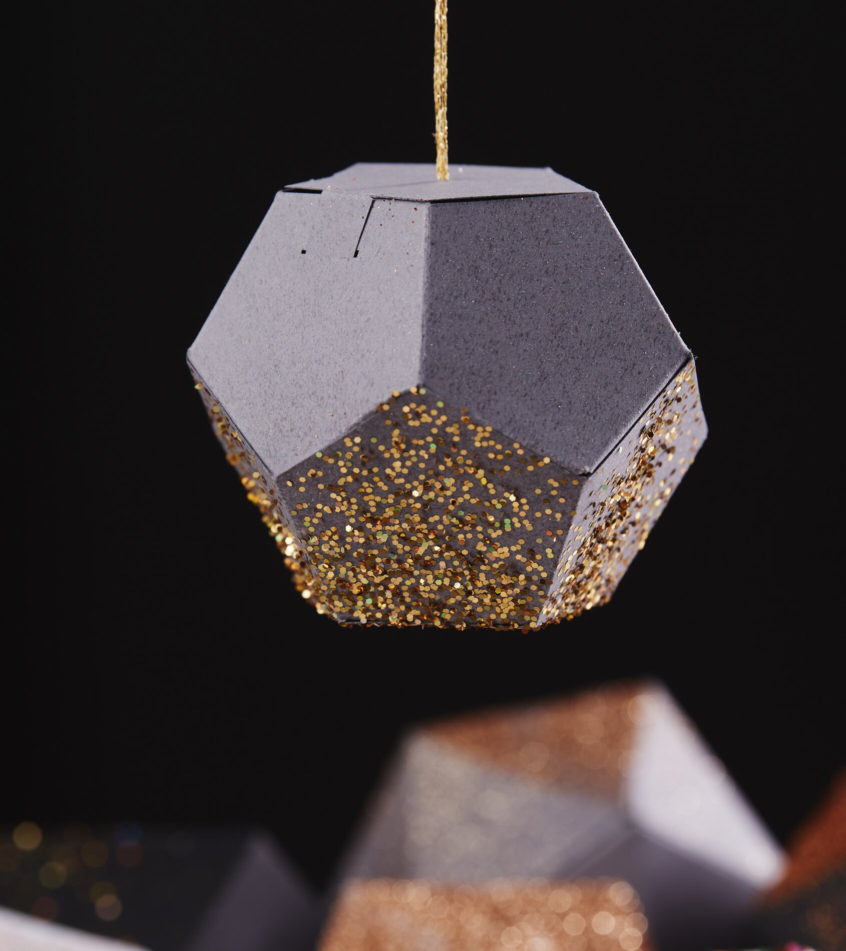 Papierschmuck Diamanten