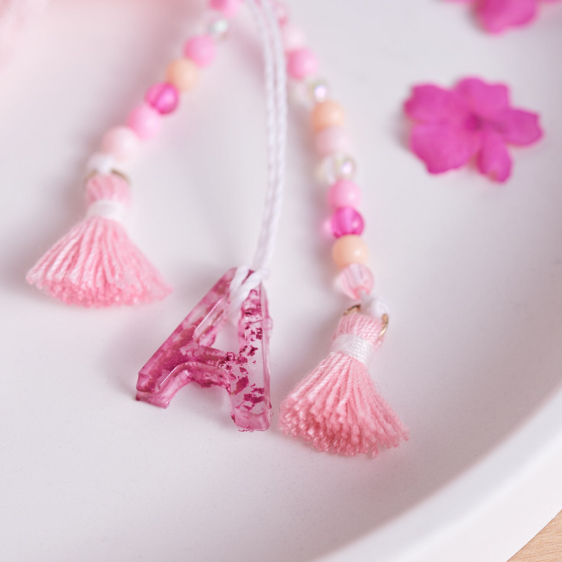 Schlüsselanhänger mit Gießharz basteln