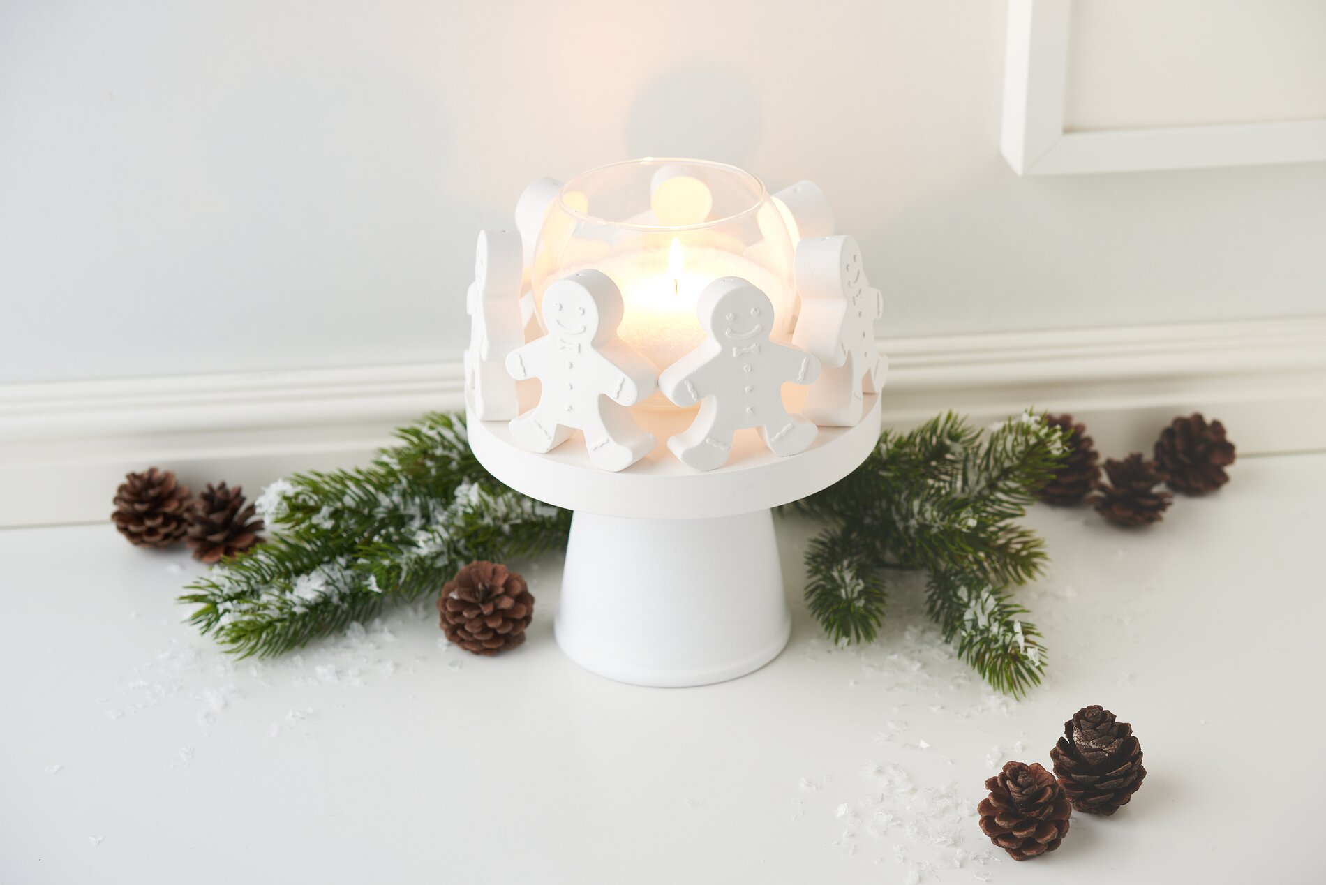 Lebkuchenmännchen-Kerzenhalter gießen