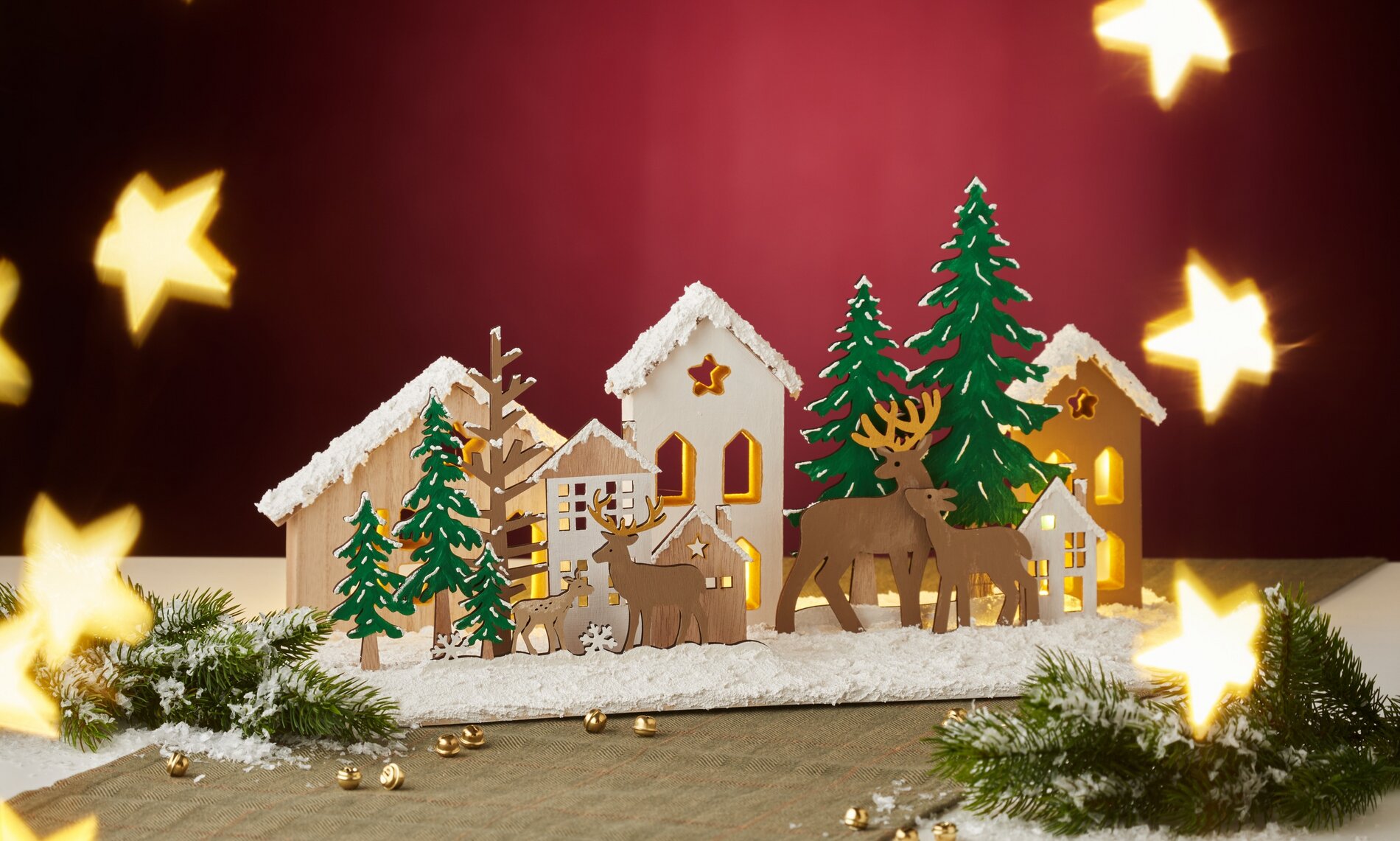 Holz-Steckmotive winterlich gestalten