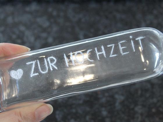 Hochzeitsgeschenk mit Glasgravur