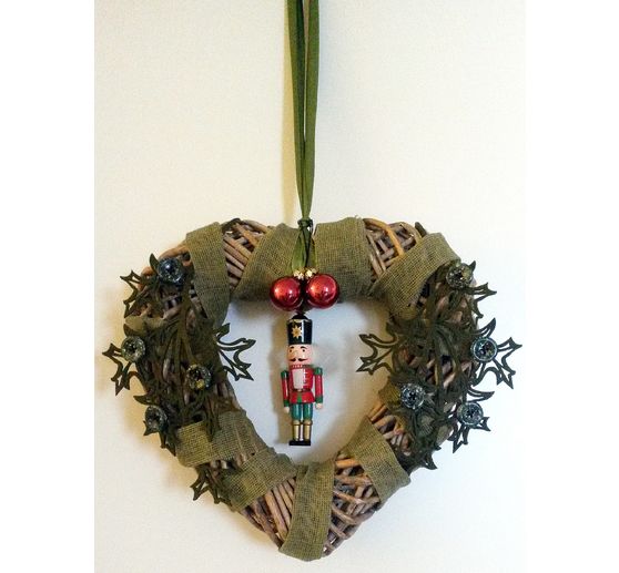 265_Ela Ahoii_Adventskranz mit Vintage-Kn&ouml;pfen_Kategorie Klassisch