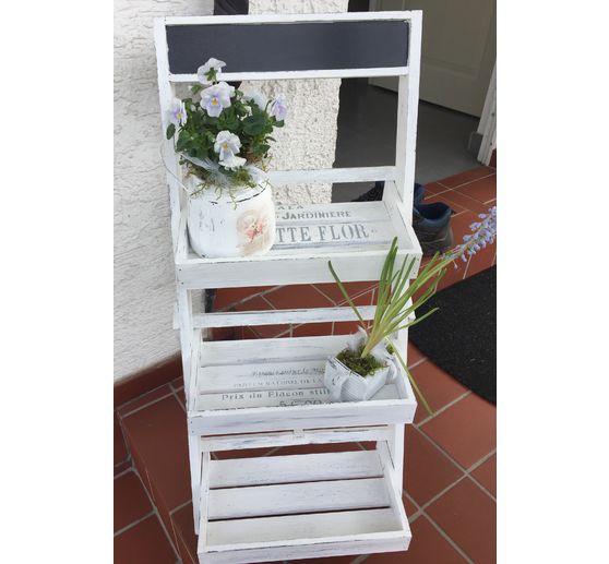 24_Su_Garten-Etagere im Vintage-Look