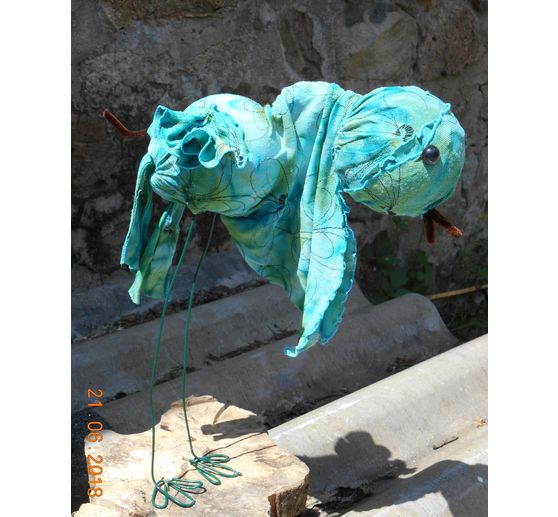 43_Eva_L'oiseau avec du vent