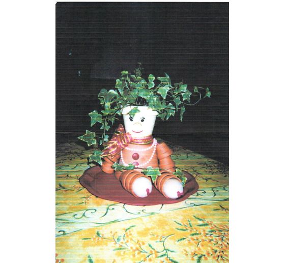 66_MN_La petite fille en pot de terre