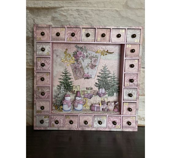 107_Anja T._Adventskalender mit Decoupage , Metallkn&ouml;pfen und einer Winterlandschaft in 3 D