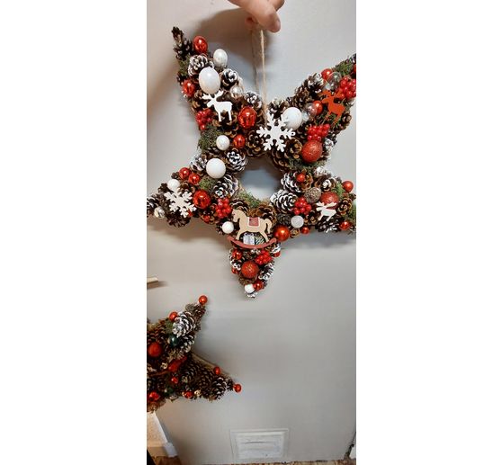 138_Melohoppy74_ &Eacute;toile de No&euml;l en pomme de pin