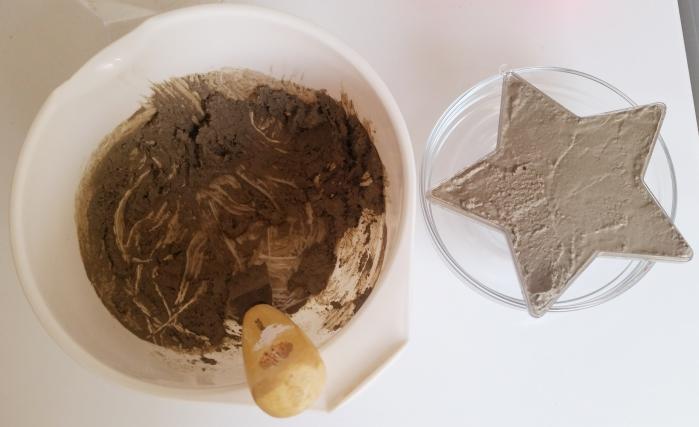 Beton für Kreative anmischen Sterne aus Beton selber machen