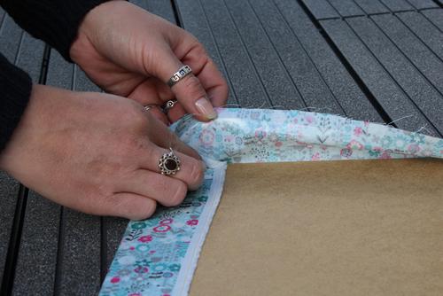 Memoboard aus Bilderrahmen selbstgemacht Schritt 6 Memoboard selber machen Anleitung Schritt 6