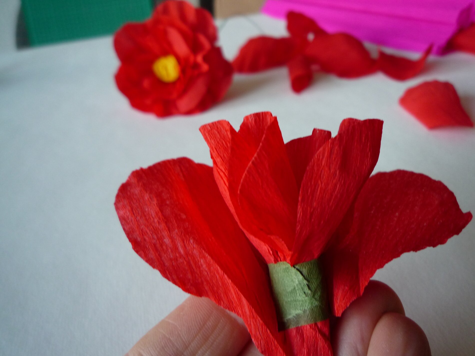 Papierblumen basteln