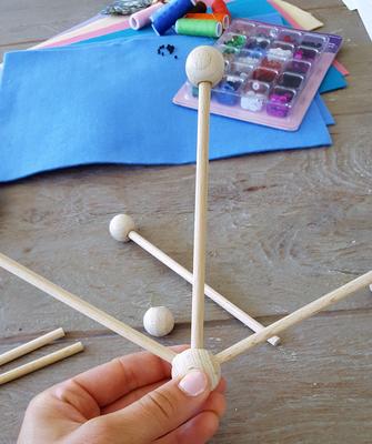 Mobile Basteln - Mobile-Kreuz Mobile Bastelanleitung - Mobile-Kreuz