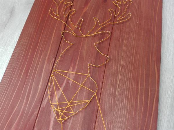 Fadenbild Hirsch - Nägel umwickeln I Fadenbild selber machen - Nägel umwickeln I