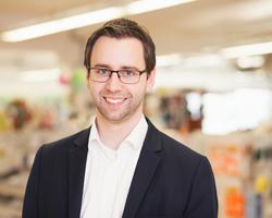 Philipp Lübeck  loading=