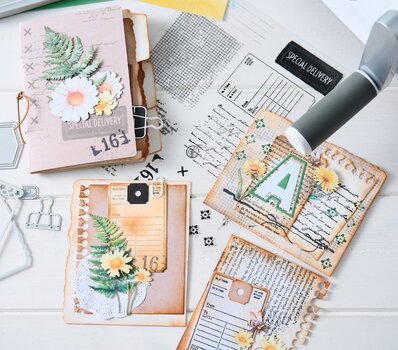 Sizzix Framelits Stanzschablone und Clear Stamps "Creative Combos by 49 & Market