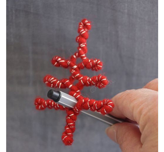 Elastyczne pudełko na 12 choinek w stylu retro