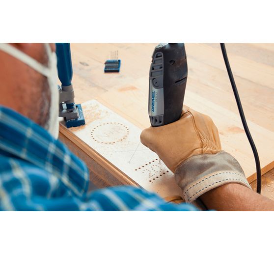 DREMEL 3000, w tym 5-częściowe akcesoria