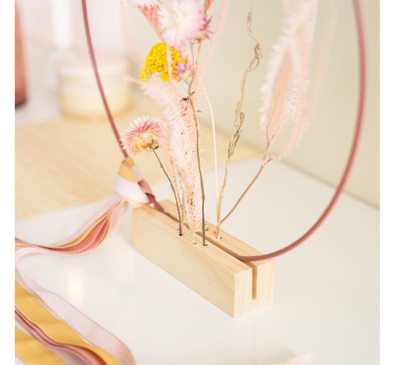 Wooden stand for dried flowers and decorative ring