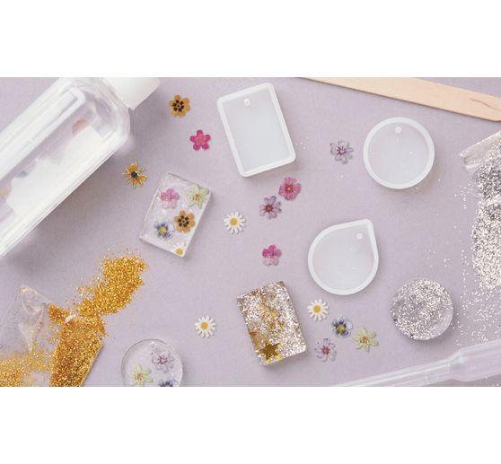 Zestaw kreatywny z żywicy odlewniczej "Ozdobne zawieszki"