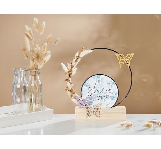 Wooden stand for rings