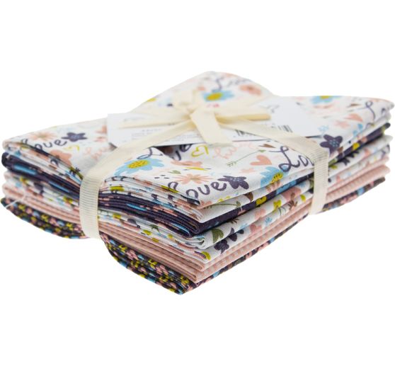 Fabric package Patchy "Hearts and Flowers"