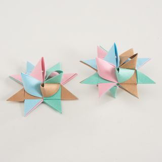 Podstawowe instrukcje dotyczące gwiazdek Fröbel