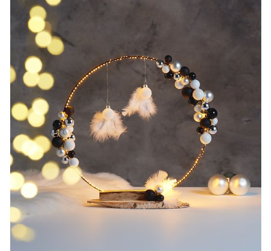 Szklane bombki choinkowe na drucie