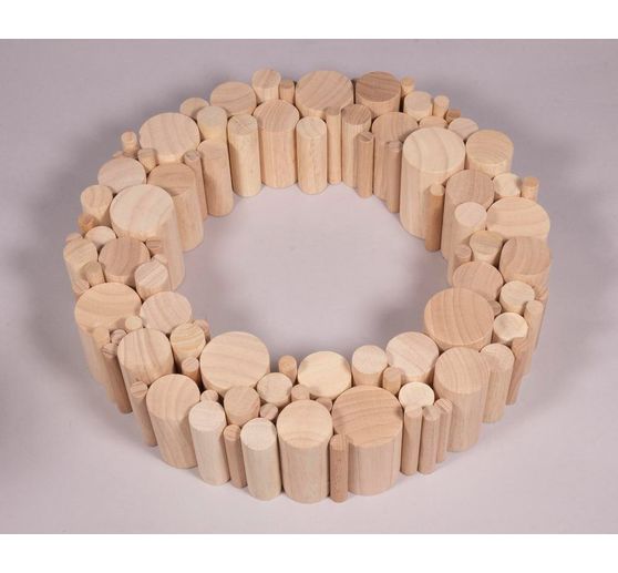 Zestaw drewnianych "okrągłych patyczków"