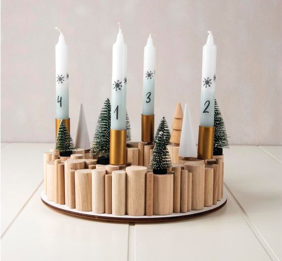 Zestaw drewnianych "okrągłych patyczków"