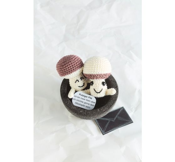 Książka "Emotional Support Veggies"