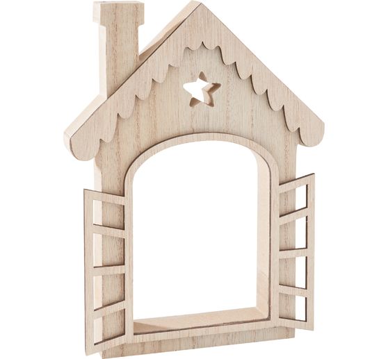 Drewniany dom VBS z okiennicami