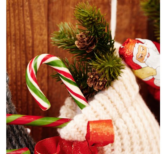 Szlachetny kilof jodłowy "Tessy" z szyszką