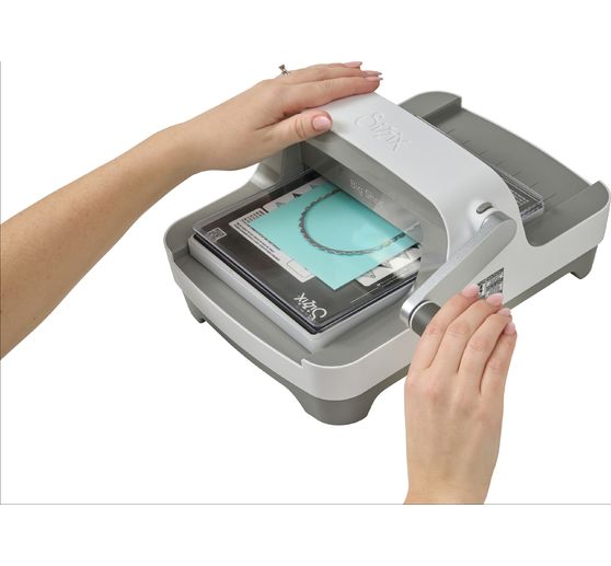 Sizzix New Big Shot Machine "Starter Kit"