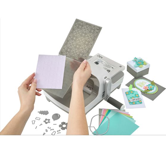 Sizzix New Big Shot Machine "Starter Kit"