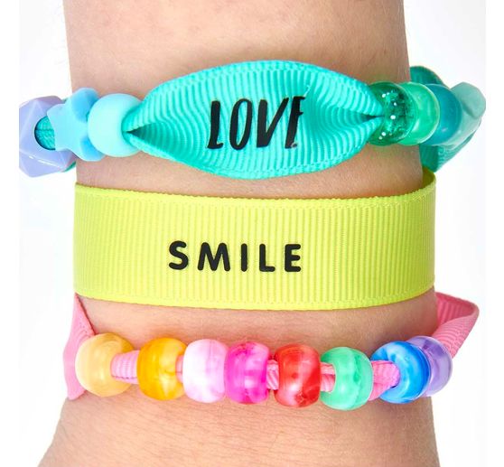 itoshii Rep ribbon bracelets