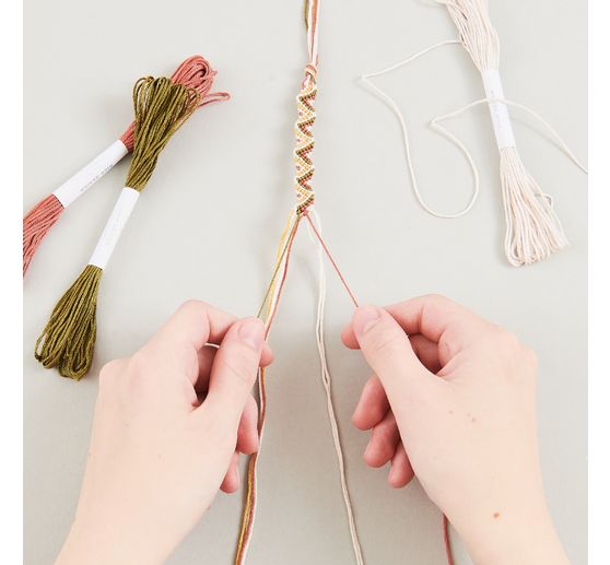 Zestaw do rękodzieła bransoletek przyjaźni plecionych