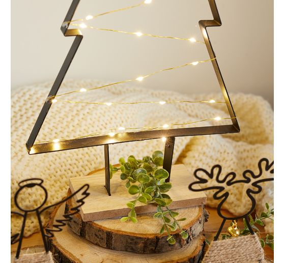 VBS Metal fir tree on wooden base