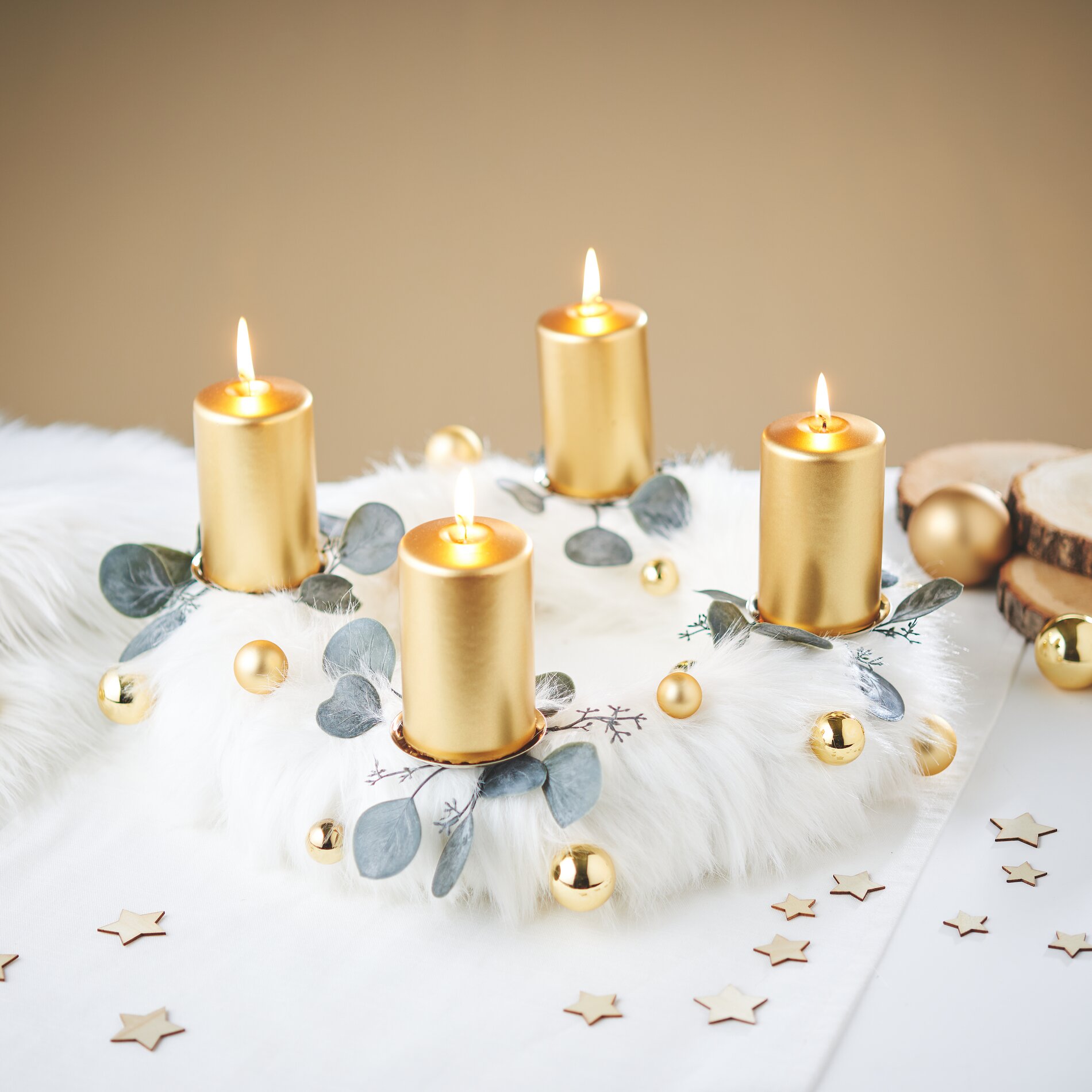 adventskranz mit fell