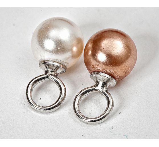 Wisiorek z koralików z przypinką