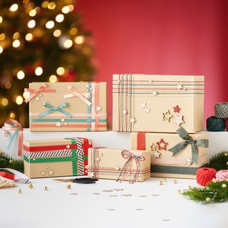 Zaprojektuj pudełka ze wstążkami