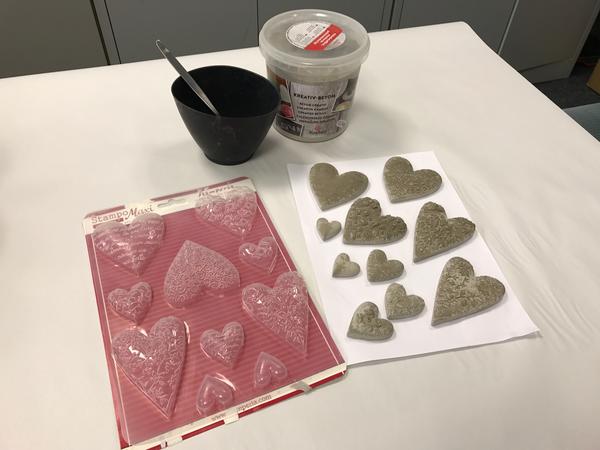 Terrakotta-Topf: Beton-Gießlinge formen